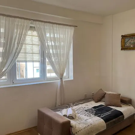 Old Town Sidro Apartment